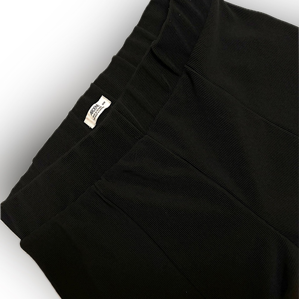 Wide leg pants